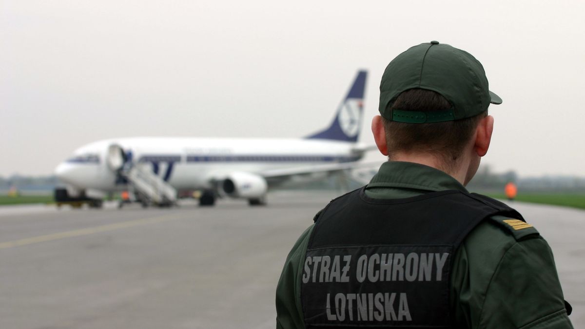 Problem dużych roszad kadrowych w ochronie lotniska nie dotyczy tylko Polski.
