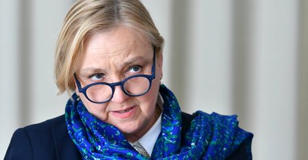 Wybory do Parlamentu Europejskiego 2019: incydent w Kielcach. Śmierdzącą cieczą w wolontariuszy Róży Thun