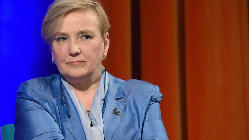 Profil Róży Thun na Wikipedii został zablokowany do edycji.