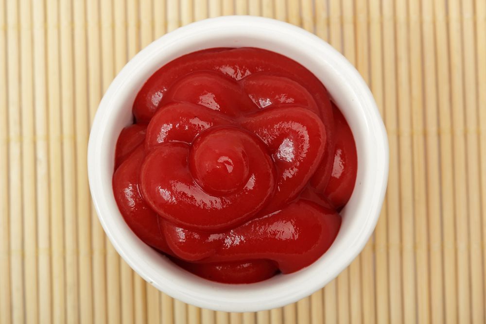 Ketchup pomoże w zmywaniu