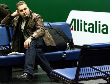 Strajk stewardess Alitalii - odwołanych około 100 lotów