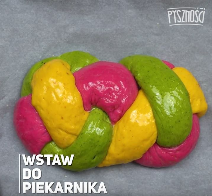 Kolorowa chałka- Pyszności