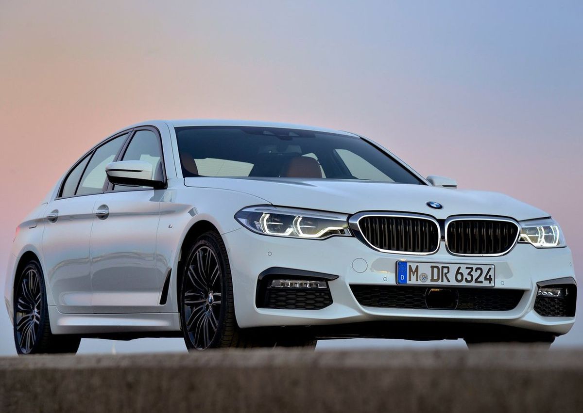 Nowości BMW na 2017 rok: wyposażenie, wydajniejsza "piątka" oraz krok ku jeździe autonomicznej