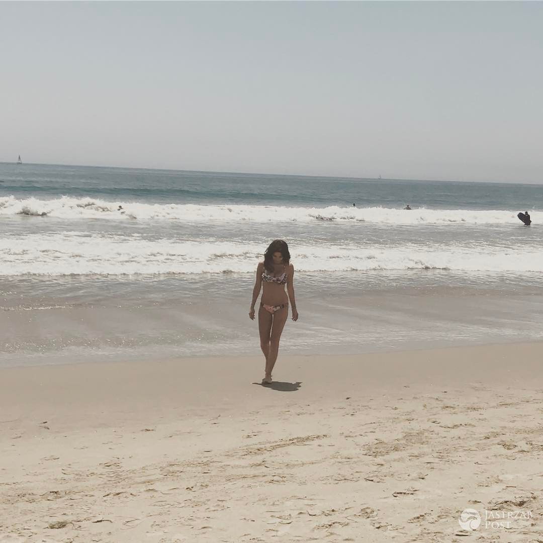 Weronika Rosati w bikini na plaży