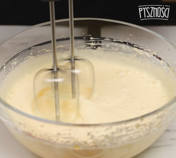 Jogurtowy sernik z malinami- Pyszności