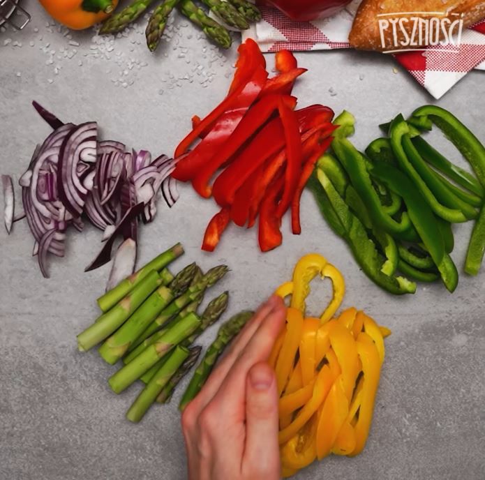 Fajitas ze szparagami- Pyszności