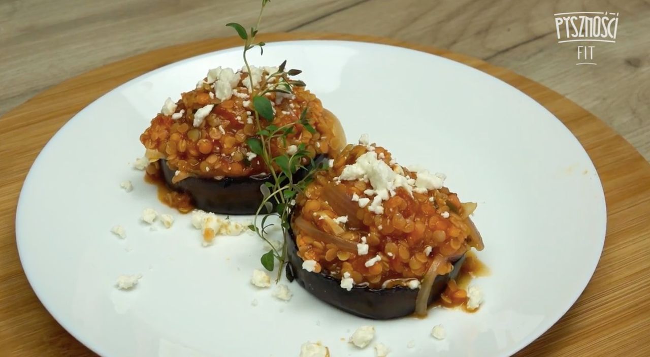 Wegański gulasz na bakłażanie