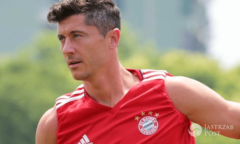 Robert Lewandowski w Azji strzela nie tylko na boisku