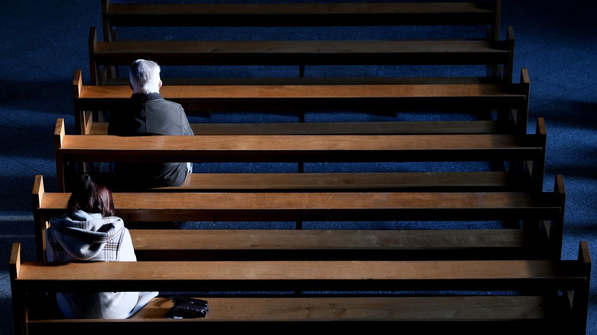 Koronawirus w Polsce. Msza święta w polskim kościele