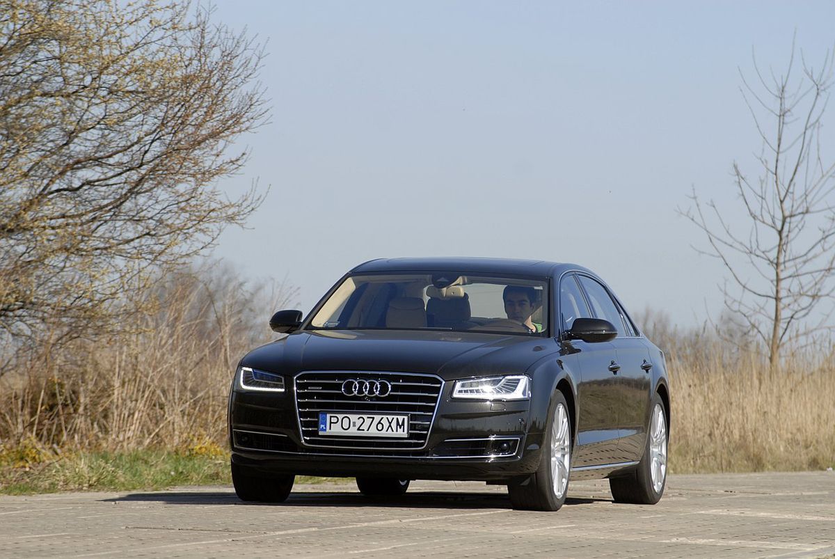 Audi A8 L Security dla Biura Ochrony Rządu. Dlaczego wygrało starsze auto?