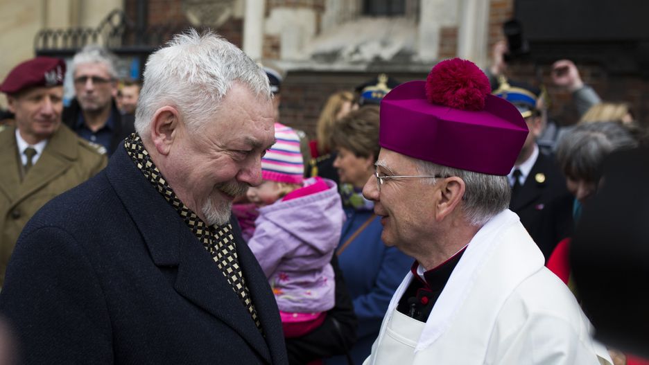 Kraków. Prezydent miasta Jacek Majchrowski (L) oraz abp Marek Jędraszewski (P) - zdj. arch.