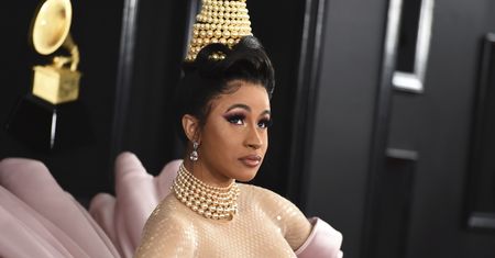 Cardi B skarży się na komplikacje po operacji plastycznej. Wpis daje do myślenia