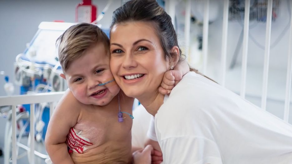 Sarah oddała synowi dwa organy