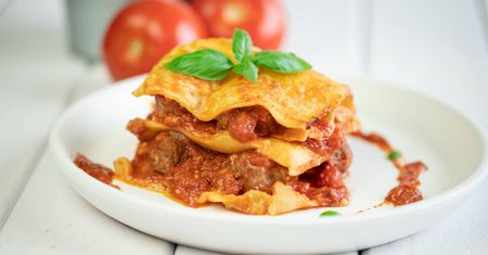 Przepis na lasagne z pysznymi pulpetami