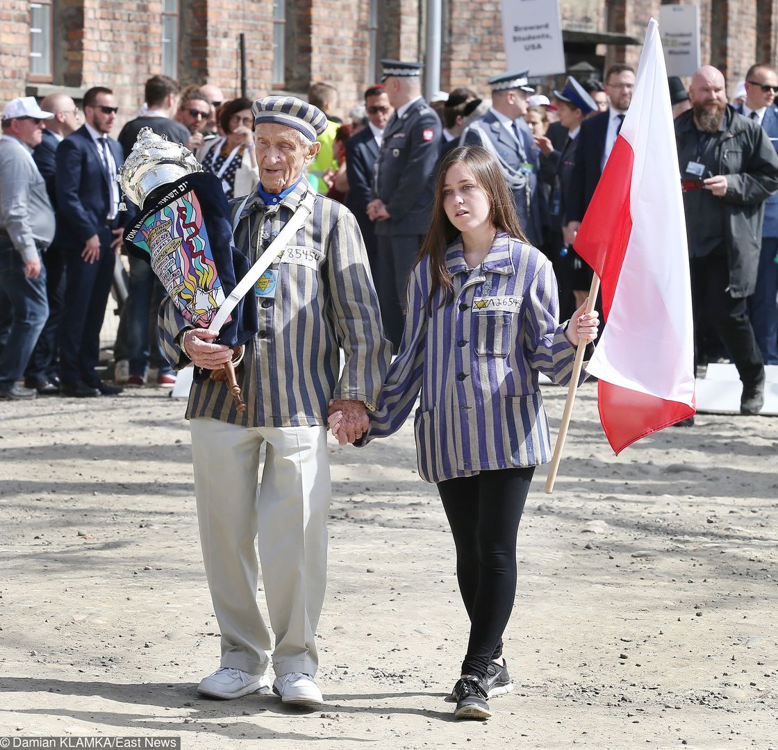 Prezydent uhonorował Edwarda Mosberga. 93-latek przeszedł piekło Holokaustu