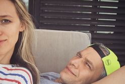 Michał Żebrowski wrzucił z żoną półnagie zdjęcie z majówki. Internauci: "No nie wierzę"