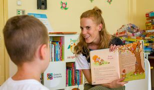 600 tysięcy książek i ponad 2 tysiące godzin bajkoterapii – Fundacja Zaczytani.org podsumowuje rok