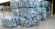 Zamień plastikową butelkę na bilet do kina. Warszawa pierwsza na świecie startuje z recyklomatami