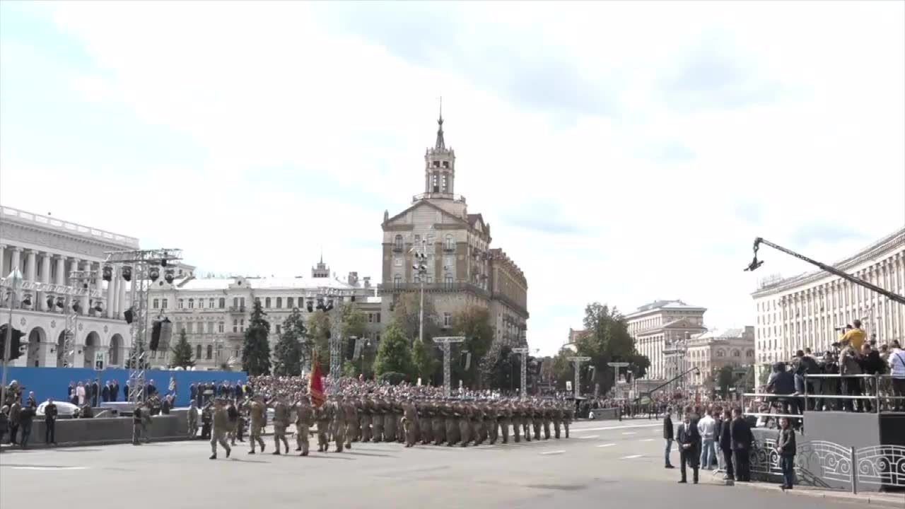 Defilada wojskowa z okazji Dnia Niepodległości Ukrainy. Udział wzięli także Polscy żołnierze