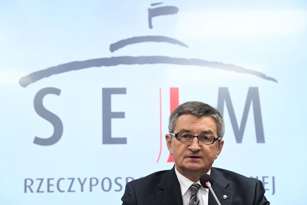 Kuchciński zabrał głos w sprawie lotów