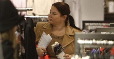 Katarzyna Niezgoda kupuje tanie skarpetki!