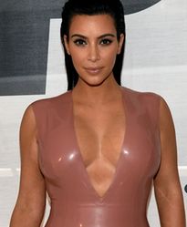 Nie zamierza utyć tak, jak w pierwszej ciąży. Czego unika Kim Kardashian?