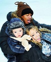 Mariah Carey w świątecznej sesji z całą rodziną!