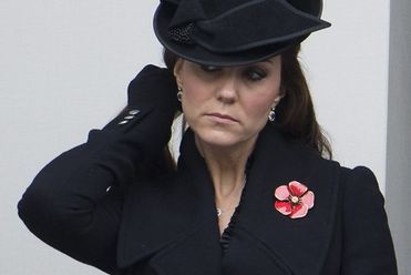 Smutna i zamyślona księżna Kate