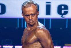 Piotr Rogucki kulturystą?! Pręży mięśnie przed kamerami!
