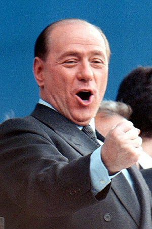 Berlusconi rapuje i szykuje nową willę