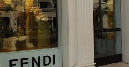 Fendi – od futer do kosmetyków