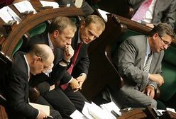 Sondaż: Platforma wyraźnie przed PiS