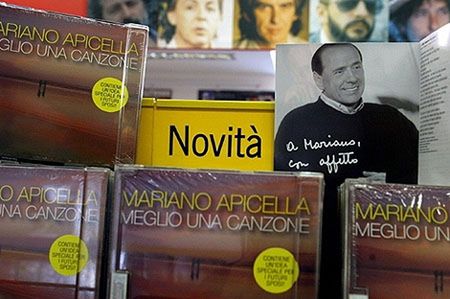 "Urodzinowa" płyta Berlusconiego