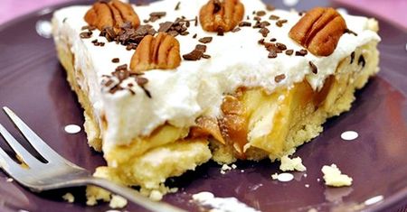 Karmelowa tarta z bananami