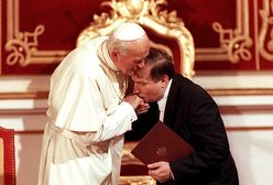 "Przymierze między prezydentem a papieżem to bajka"