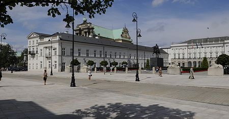 Nowy termin Rady Gabinetowej z powodu wyjazdu premiera