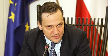 Sikorski: nie ma instrumentów, by ratować każdego Polaka
