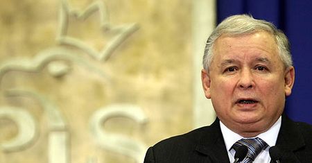 "PiS poprze zmianę konstytucji, ale musi być referendum"