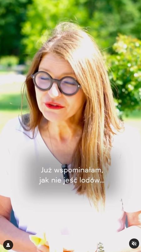 Irena Kamińska-Radomska z "Projekt Lady" pokazuje, jak jeść banany