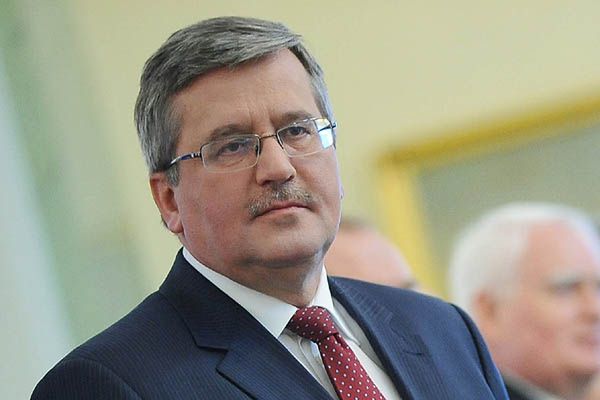 Komorowski: widzę parę problemów w sprawie ACTA