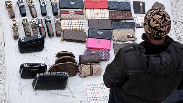 Imigranci często pracują "na czarno" i nie mają prawa do pomocy socjalnej