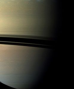 Sonda Cassini znalazła wypełnione cieczą kaniony na Tytanie