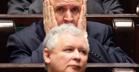 PO składa wniosek do prokuratury ws. Jarosława Kaczyńskiego. Zarzucają prezesowi PiS przekroczenie uprawnień