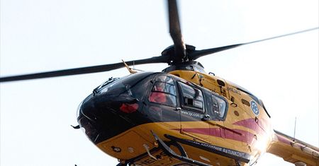 Tragedia na Mazowszu. Dwóch 12-latków wjechało na skuterze pod koła samochodu
