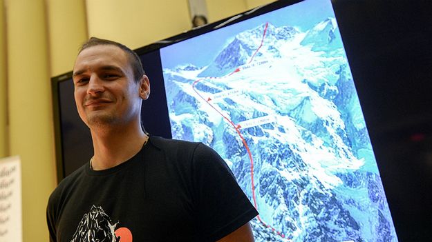 Himalaista Adam Bielecki podczas konferencji nt. próby zdobycia szczytu Nanga Parbat zimą