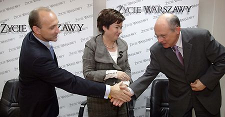 Marcinkiewicz wygrywa pierwszą turę wyborów w stolicy