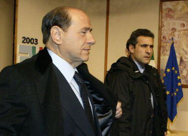 Miller wciąż czeka na propozycję Berlusconiego