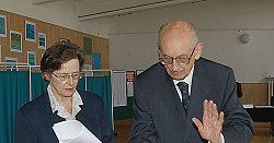 Bartoszewski: to zamknięcie tragicznego okresu historii Polski