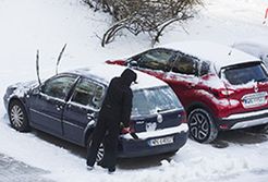 Jak w siarczyste mrozy zadbać o auto?