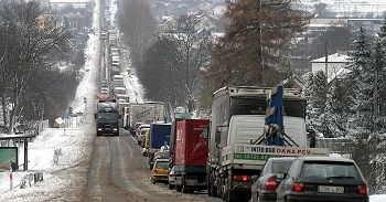 Usuwanie awarii po wichurach i śnieżycach